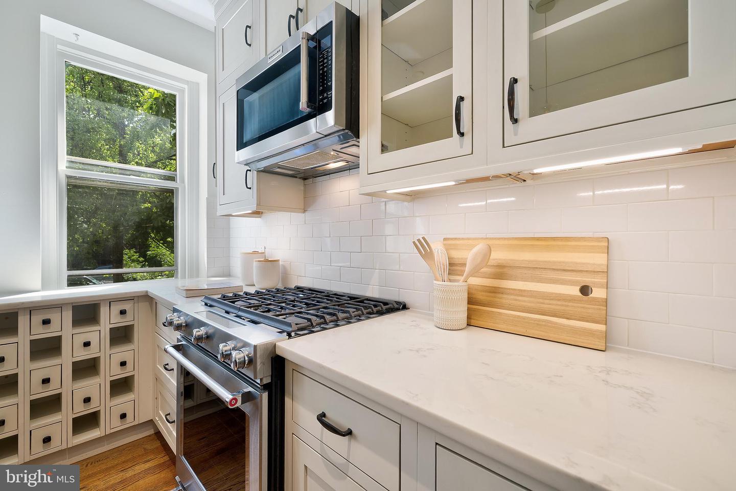 1725 17TH ST NW #106, WASHINGTON, District Of Columbia 20009, 1 Bedroom Bedrooms, ,1 BathroomBathrooms,Residential,For sale,1725 17TH ST NW #106,DCDC2192830 MLS # DCDC2192830