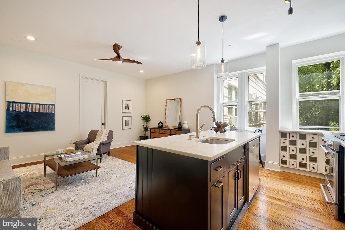 1725 17TH ST NW #106, WASHINGTON, District Of Columbia 20009, 1 Bedroom Bedrooms, ,1 BathroomBathrooms,Residential,For sale,1725 17TH ST NW #106,DCDC2192830 MLS # DCDC2192830