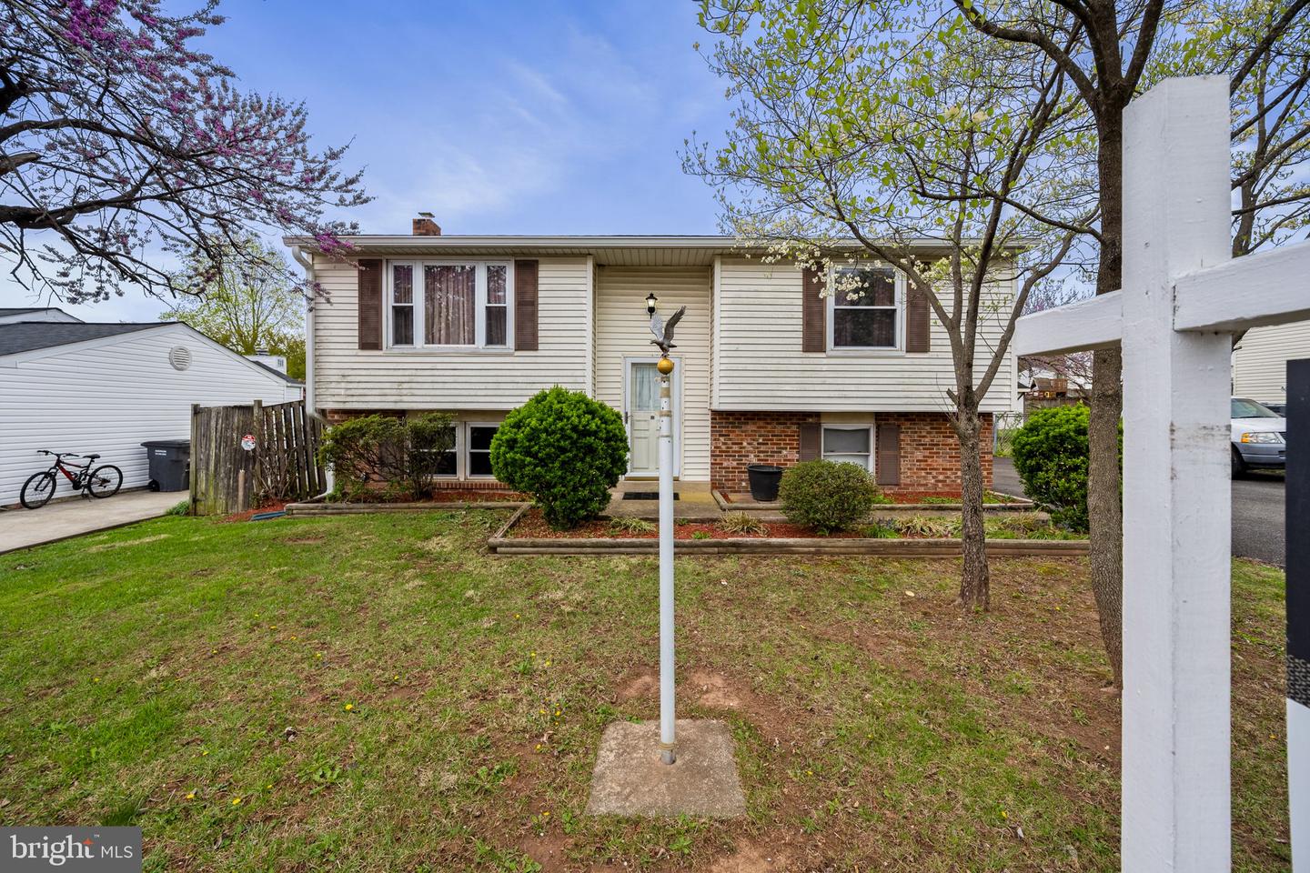 1306 E BEECH RD, STERLING, Virginia 20164, 4 Bedrooms Bedrooms, ,2 BathroomsBathrooms,Residential,For sale,1306 E BEECH RD,VALO2092528 MLS # VALO2092528