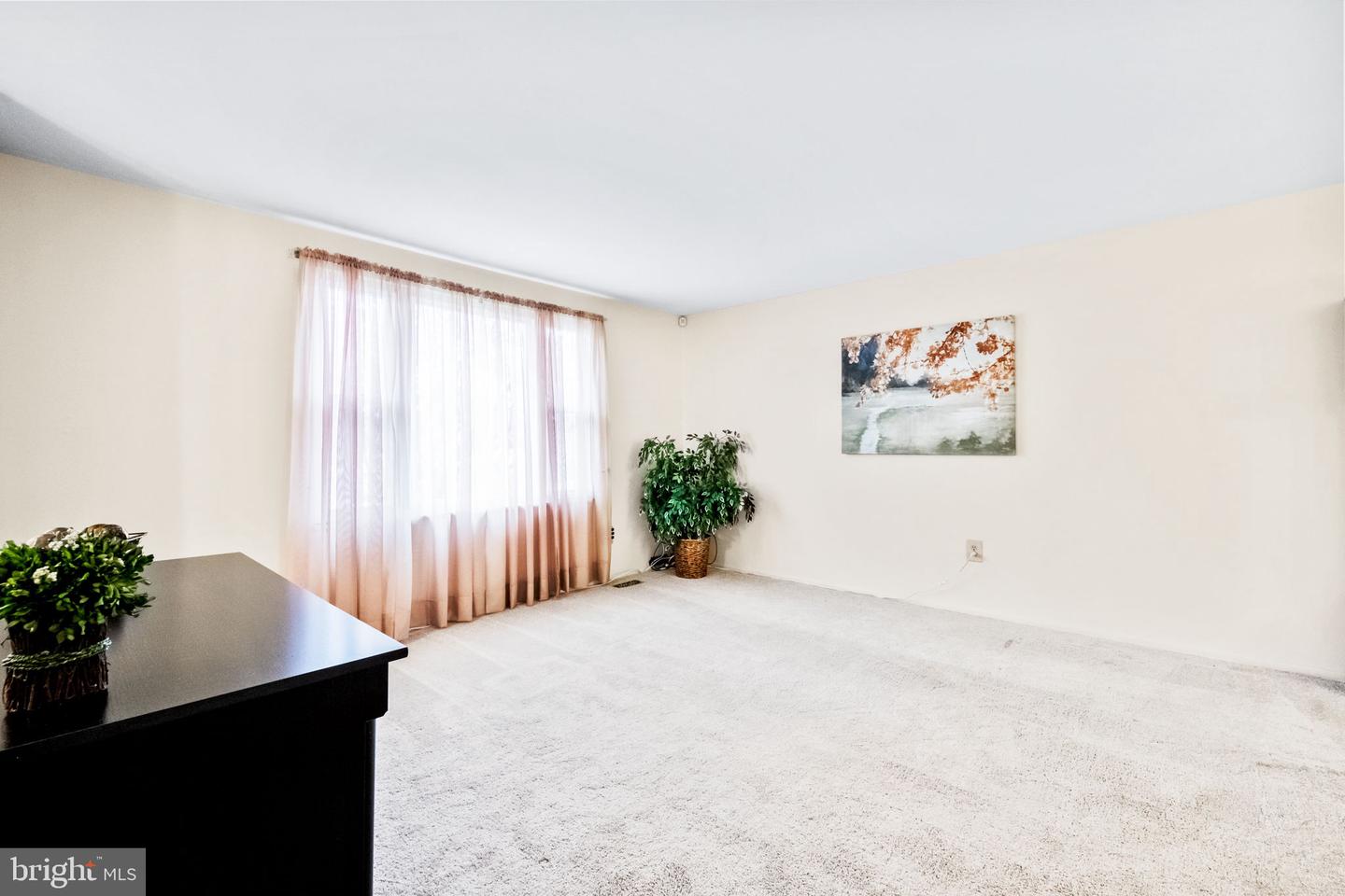 1306 E BEECH RD, STERLING, Virginia 20164, 4 Bedrooms Bedrooms, ,2 BathroomsBathrooms,Residential,For sale,1306 E BEECH RD,VALO2092528 MLS # VALO2092528