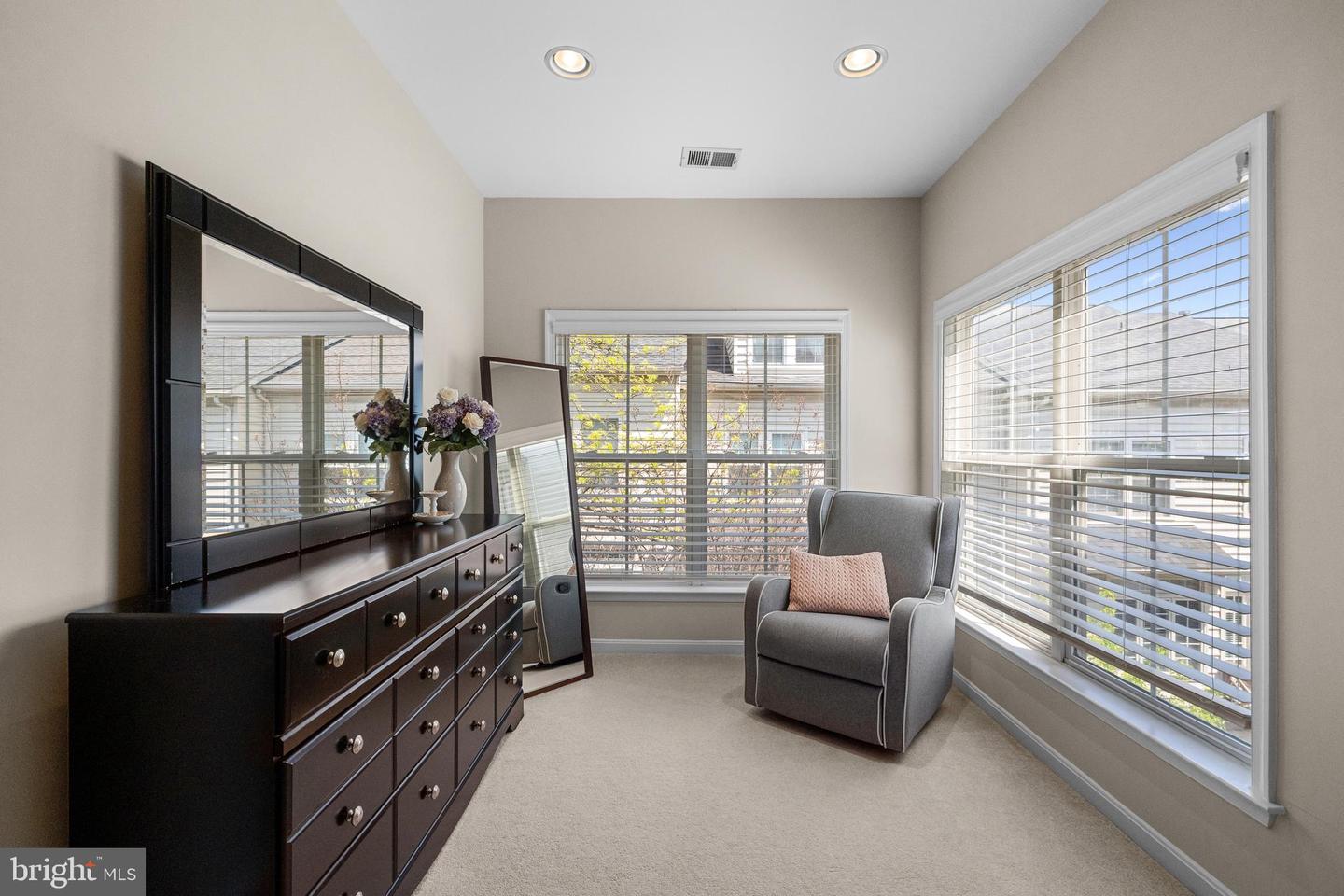 5271 COLONEL JOHNSON LN, ALEXANDRIA, Virginia 22304, 4 Bedrooms Bedrooms, ,3 BathroomsBathrooms,Residential,For sale,5271 COLONEL JOHNSON LN,VAAX2043432 MLS # VAAX2043432