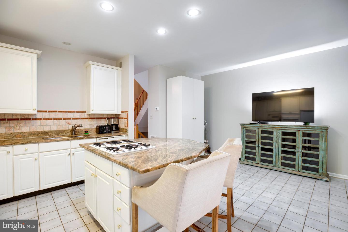 5909 RINARD DR, CENTREVILLE, Virginia 20120, 3 Bedrooms Bedrooms, ,2 BathroomsBathrooms,Residential,For sale,5909 RINARD DR,VAFX2231114 MLS # VAFX2231114