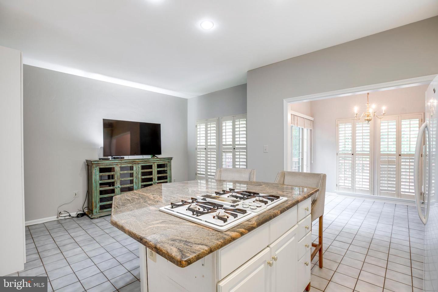 5909 RINARD DR, CENTREVILLE, Virginia 20120, 3 Bedrooms Bedrooms, ,2 BathroomsBathrooms,Residential,For sale,5909 RINARD DR,VAFX2231114 MLS # VAFX2231114