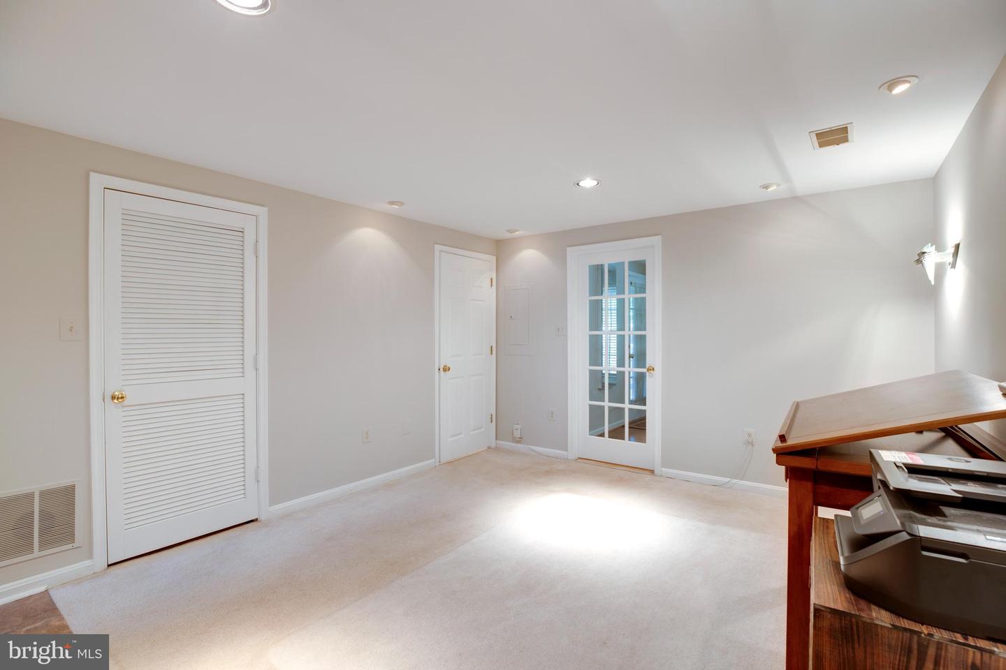 5909 RINARD DR, CENTREVILLE, Virginia 20120, 3 Bedrooms Bedrooms, ,2 BathroomsBathrooms,Residential,For sale,5909 RINARD DR,VAFX2231114 MLS # VAFX2231114
