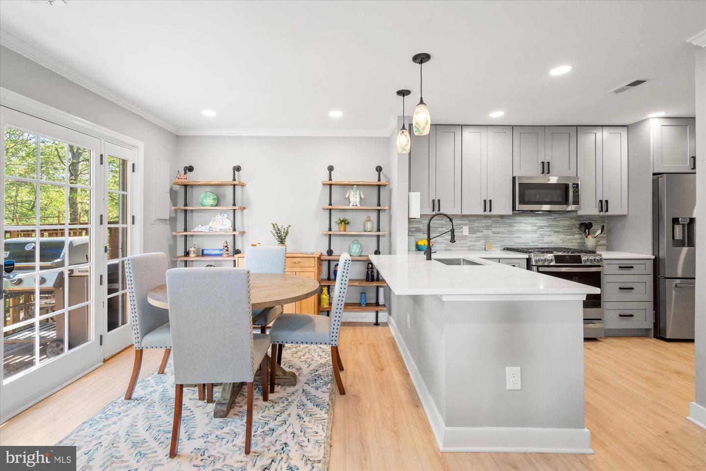 43426 EDGECLIFF TER, ASHBURN, Virginia 20147, 2 Bedrooms Bedrooms, ,2 BathroomsBathrooms,Residential,For sale,43426 EDGECLIFF TER,VALO2092584 MLS # VALO2092584