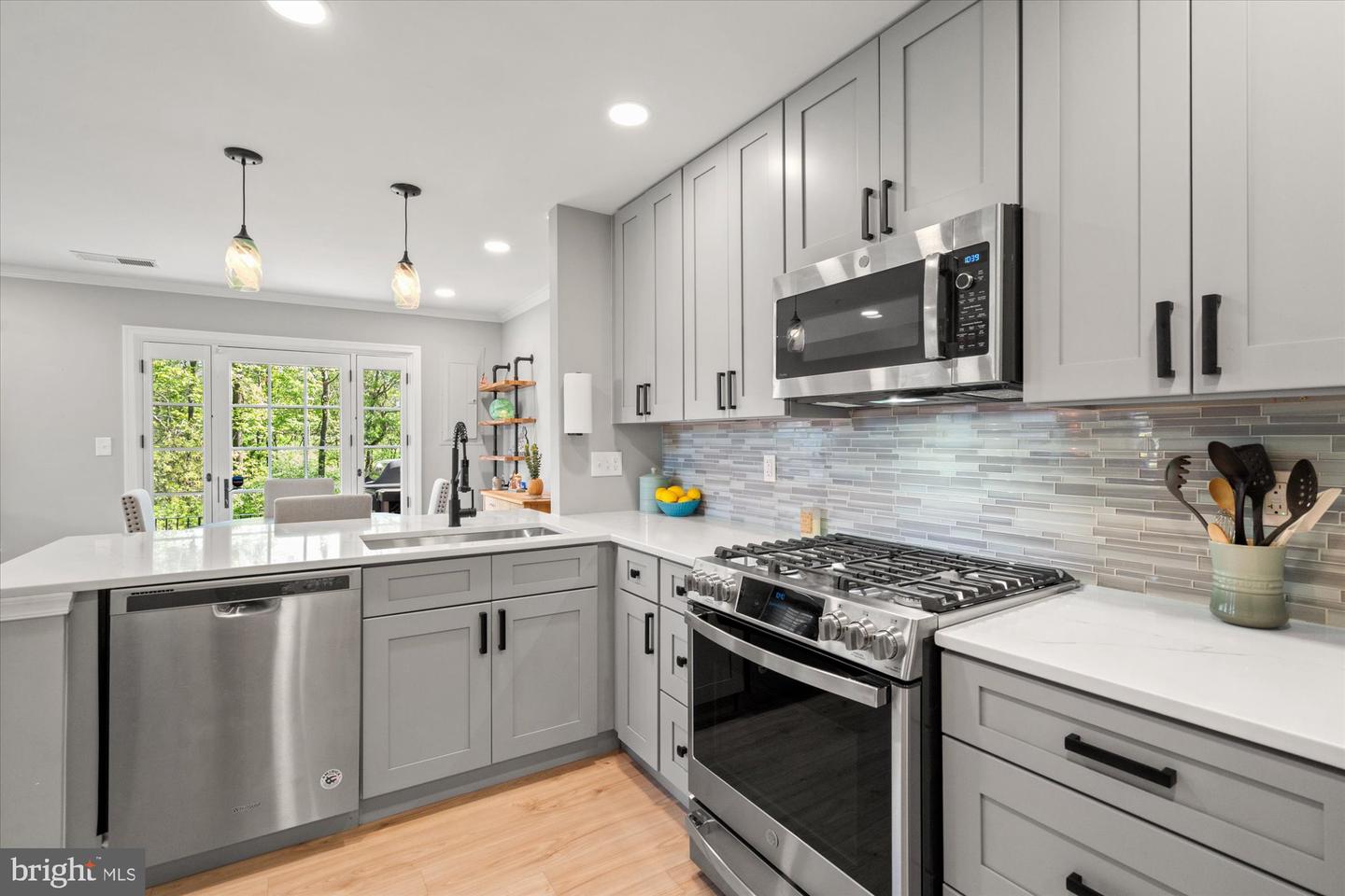 43426 EDGECLIFF TER, ASHBURN, Virginia 20147, 2 Bedrooms Bedrooms, ,2 BathroomsBathrooms,Residential,For sale,43426 EDGECLIFF TER,VALO2092584 MLS # VALO2092584