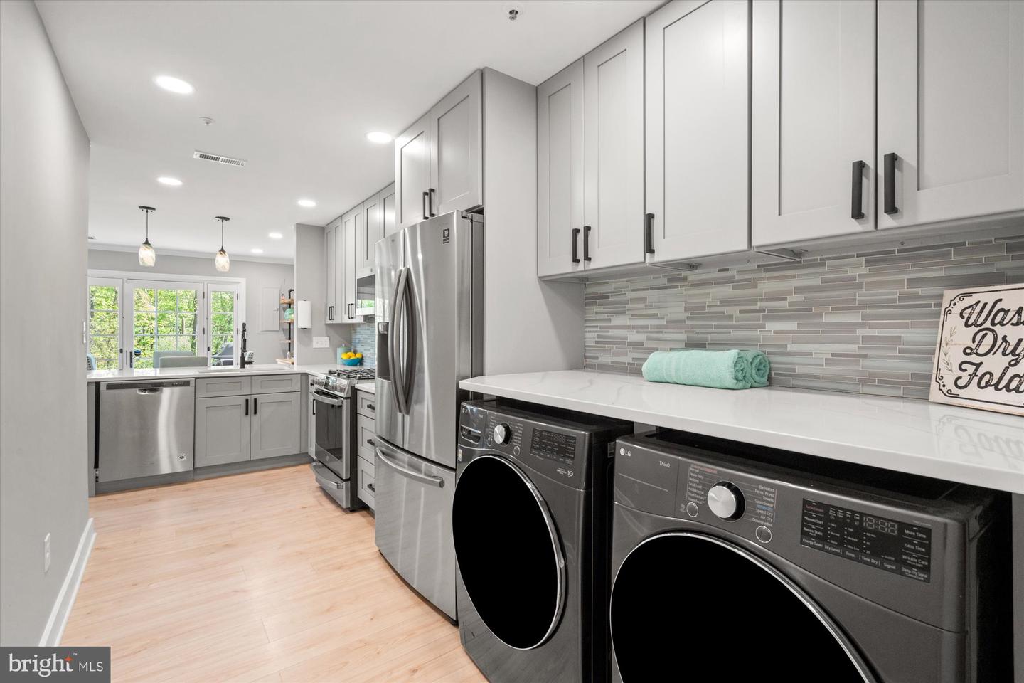 43426 EDGECLIFF TER, ASHBURN, Virginia 20147, 2 Bedrooms Bedrooms, ,2 BathroomsBathrooms,Residential,For sale,43426 EDGECLIFF TER,VALO2092584 MLS # VALO2092584