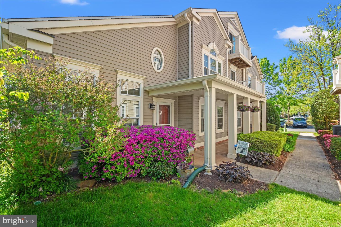 43426 EDGECLIFF TER, ASHBURN, Virginia 20147, 2 Bedrooms Bedrooms, ,2 BathroomsBathrooms,Residential,For sale,43426 EDGECLIFF TER,VALO2092584 MLS # VALO2092584