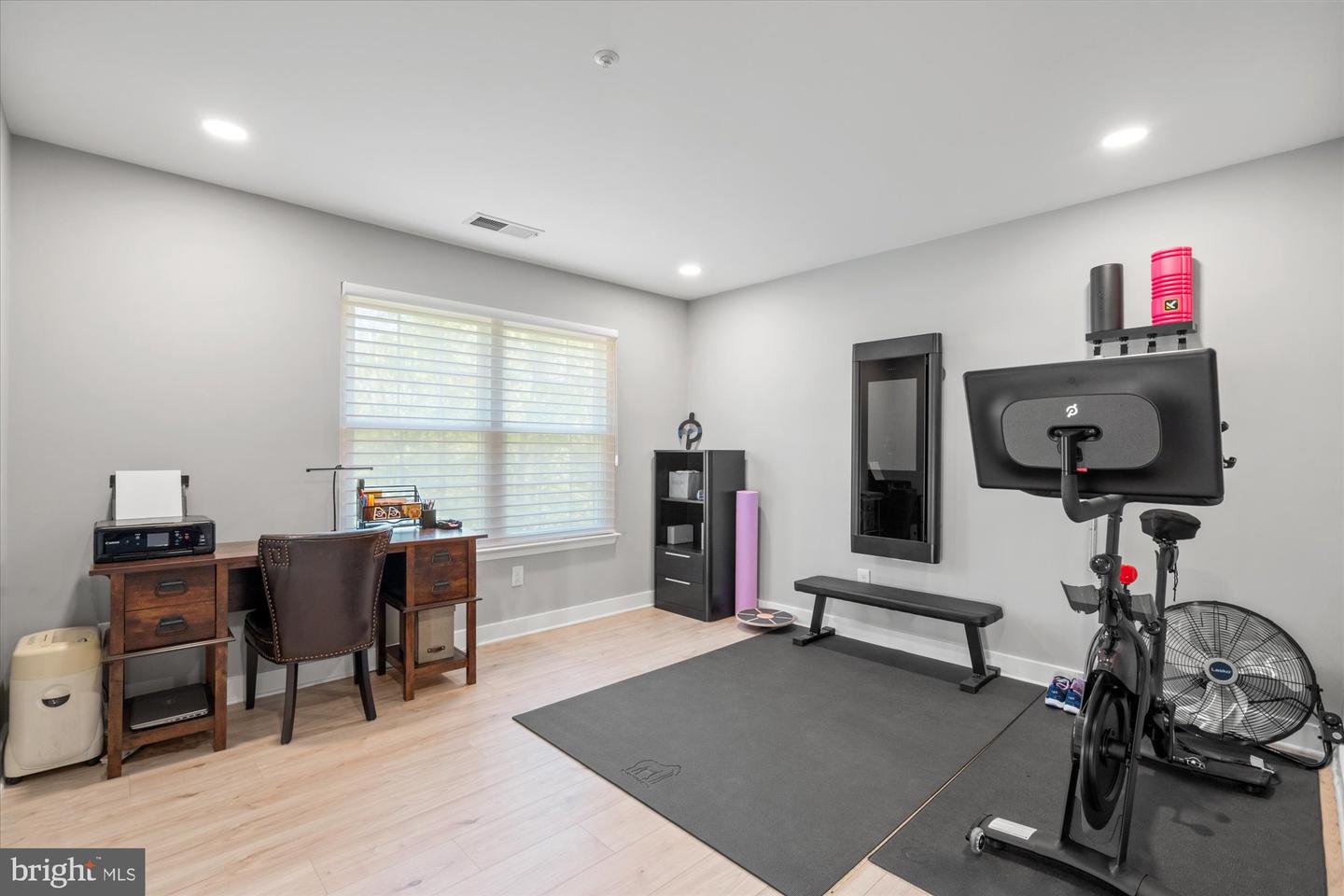 43426 EDGECLIFF TER, ASHBURN, Virginia 20147, 2 Bedrooms Bedrooms, ,2 BathroomsBathrooms,Residential,For sale,43426 EDGECLIFF TER,VALO2092584 MLS # VALO2092584