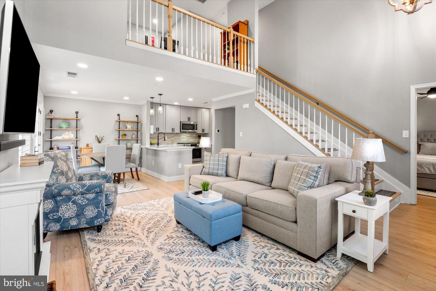 43426 EDGECLIFF TER, ASHBURN, Virginia 20147, 2 Bedrooms Bedrooms, ,2 BathroomsBathrooms,Residential,For sale,43426 EDGECLIFF TER,VALO2092584 MLS # VALO2092584