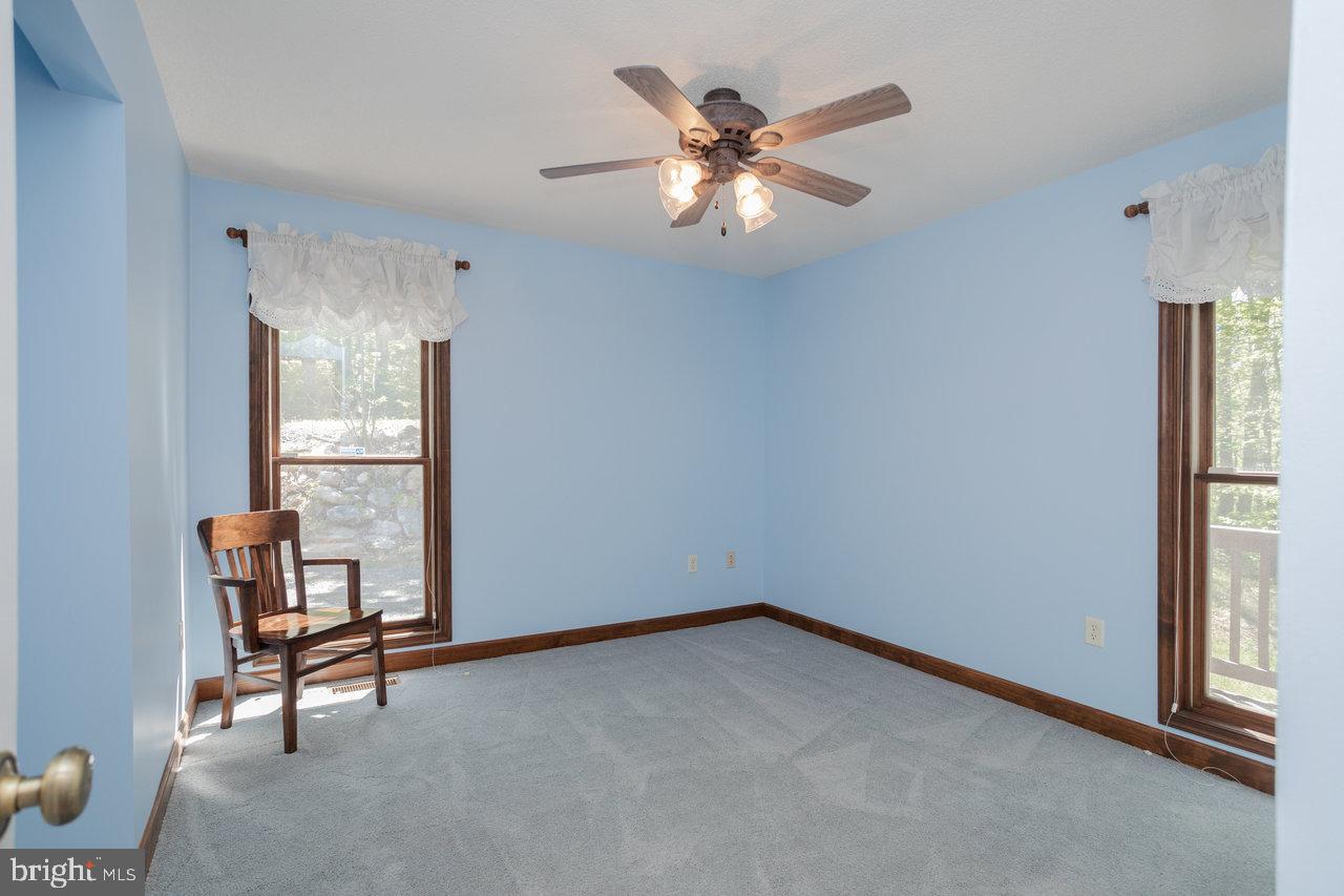 267 TOMAHAWK LN, EDINBURG, Virginia 22824, 3 Bedrooms Bedrooms, ,3 BathroomsBathrooms,Residential,For sale,267 TOMAHAWK LN,VASH2011080 MLS # VASH2011080