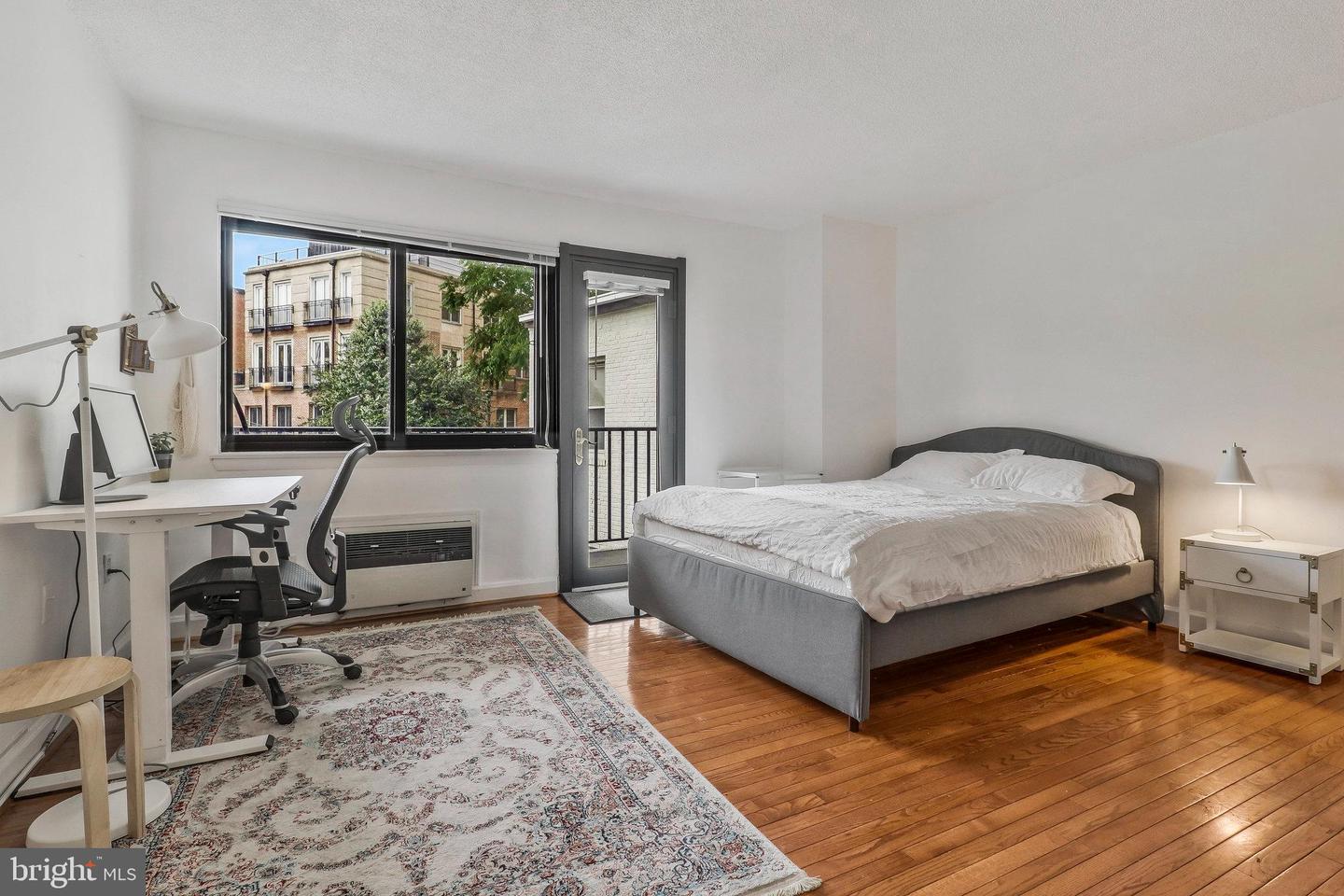 1816 NEW HAMPSHIRE AVE NW #303, WASHINGTON, District Of Columbia 20009, ,1 BathroomBathrooms,Residential,For sale,1816 NEW HAMPSHIRE AVE NW #303,DCDC2193516 MLS # DCDC2193516