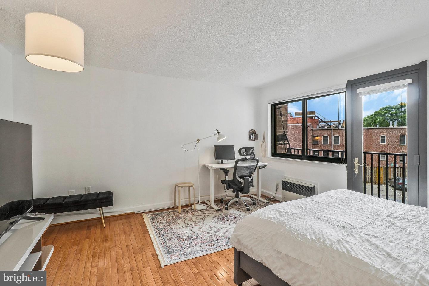 1816 NEW HAMPSHIRE AVE NW #303, WASHINGTON, District Of Columbia 20009, ,1 BathroomBathrooms,Residential,For sale,1816 NEW HAMPSHIRE AVE NW #303,DCDC2193516 MLS # DCDC2193516
