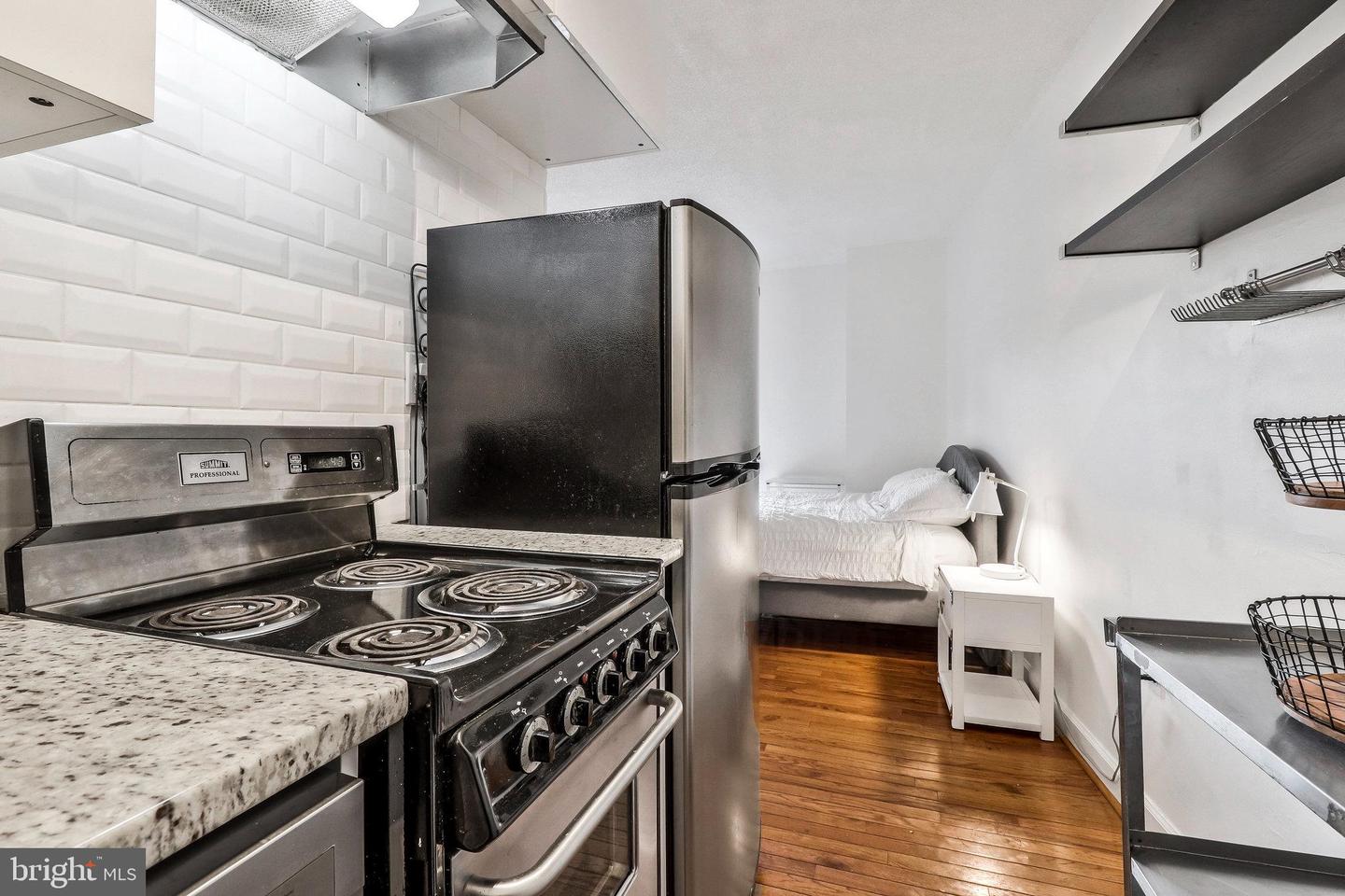 1816 NEW HAMPSHIRE AVE NW #303, WASHINGTON, District Of Columbia 20009, ,1 BathroomBathrooms,Residential,For sale,1816 NEW HAMPSHIRE AVE NW #303,DCDC2193516 MLS # DCDC2193516