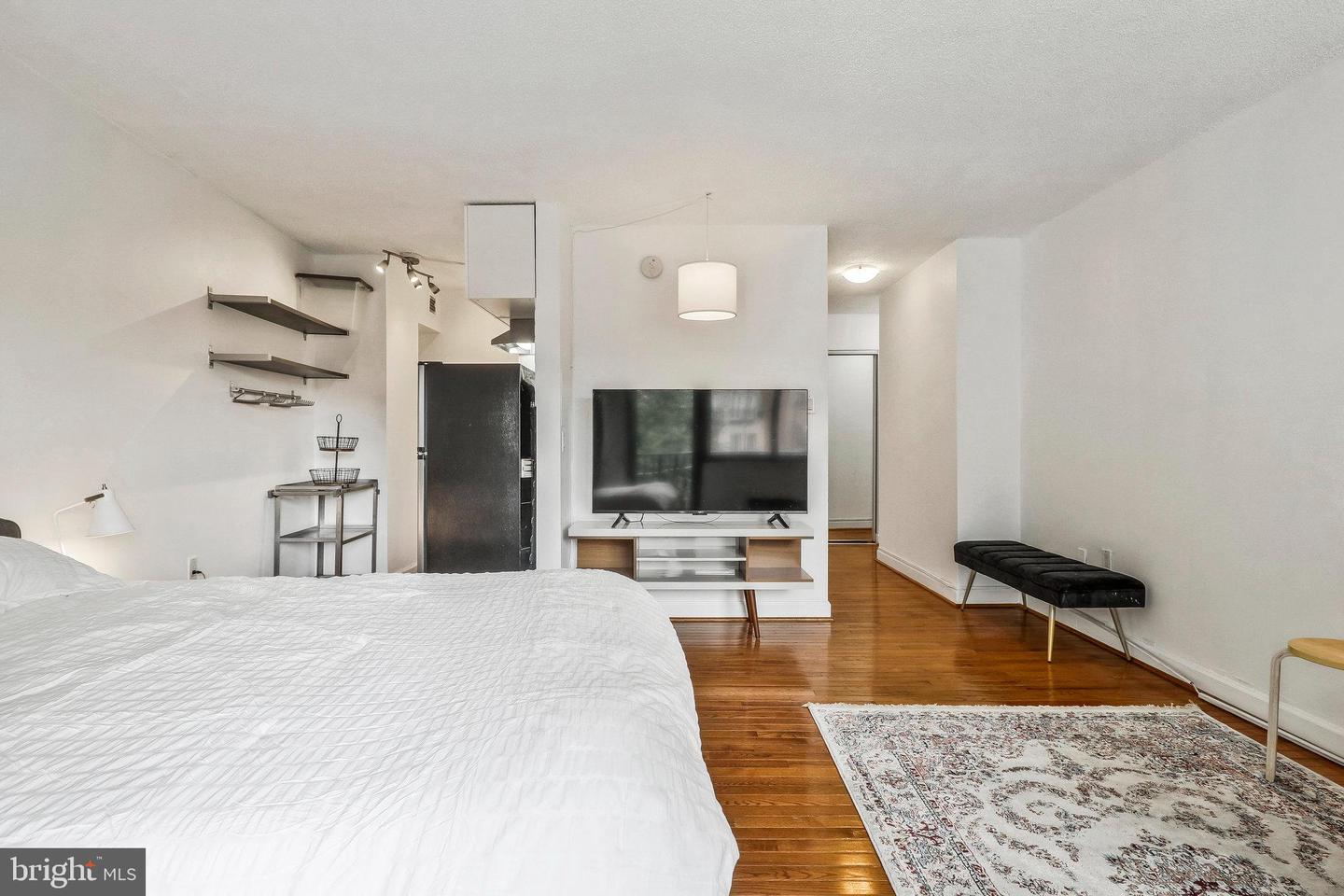 1816 NEW HAMPSHIRE AVE NW #303, WASHINGTON, District Of Columbia 20009, ,1 BathroomBathrooms,Residential,For sale,1816 NEW HAMPSHIRE AVE NW #303,DCDC2193516 MLS # DCDC2193516