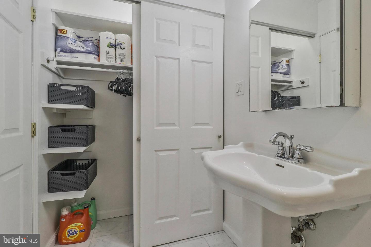 1816 NEW HAMPSHIRE AVE NW #303, WASHINGTON, District Of Columbia 20009, ,1 BathroomBathrooms,Residential,For sale,1816 NEW HAMPSHIRE AVE NW #303,DCDC2193516 MLS # DCDC2193516