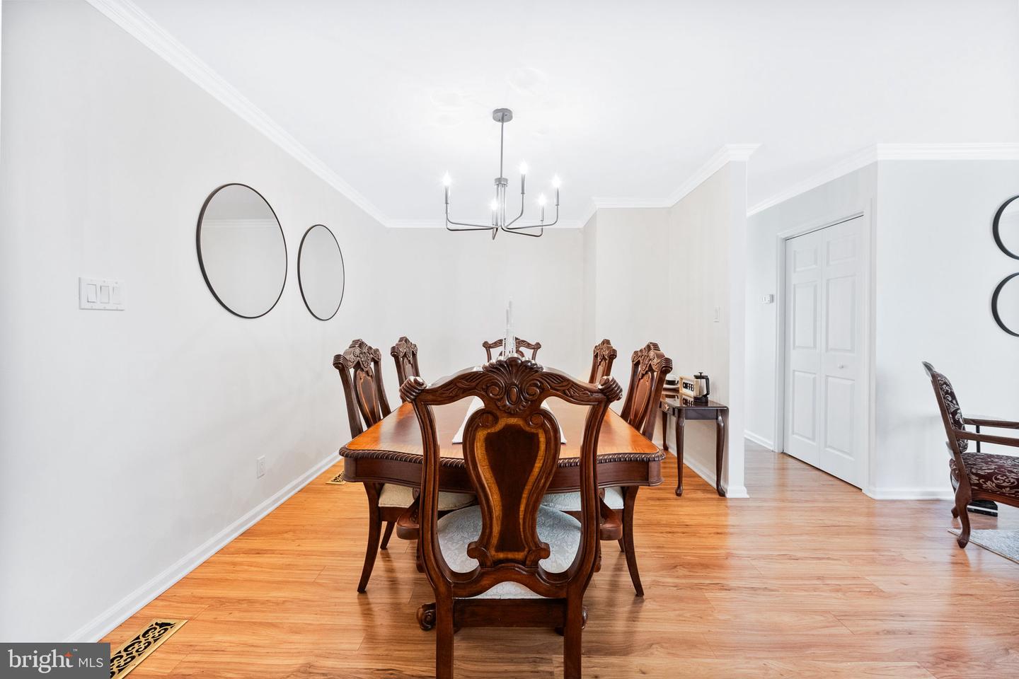 619 W CHURCH RD, STERLING, Virginia 20164, 5 Bedrooms Bedrooms, ,2 BathroomsBathrooms,Residential,For sale,619 W CHURCH RD,VALO2092788 MLS # VALO2092788