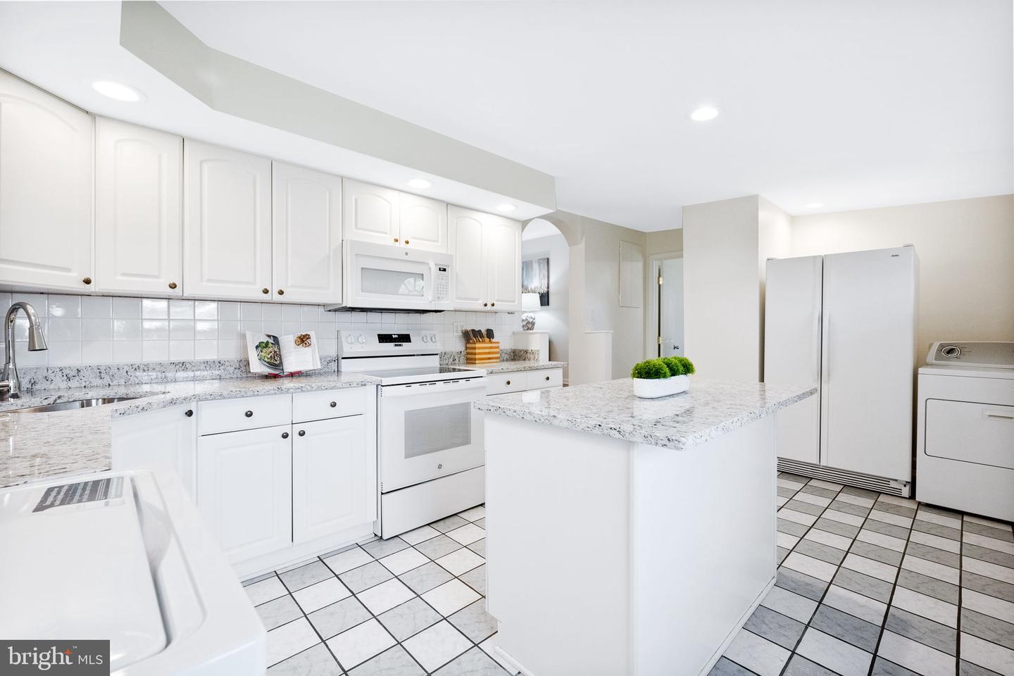619 W CHURCH RD, STERLING, Virginia 20164, 5 Bedrooms Bedrooms, ,2 BathroomsBathrooms,Residential,For sale,619 W CHURCH RD,VALO2092788 MLS # VALO2092788