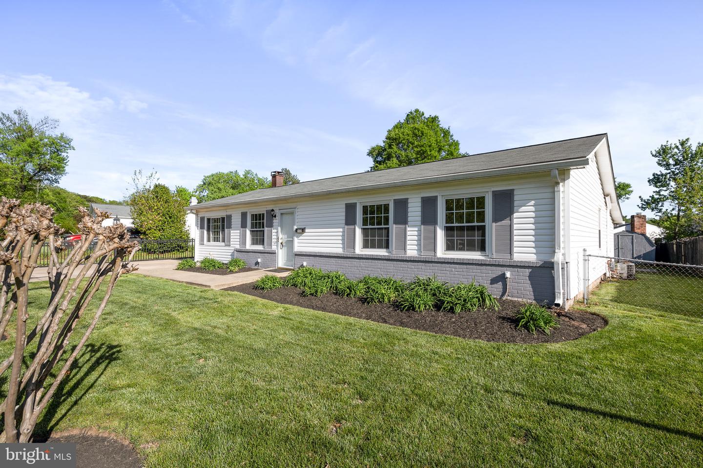 619 W CHURCH RD, STERLING, Virginia 20164, 5 Bedrooms Bedrooms, ,2 BathroomsBathrooms,Residential,For sale,619 W CHURCH RD,VALO2092788 MLS # VALO2092788