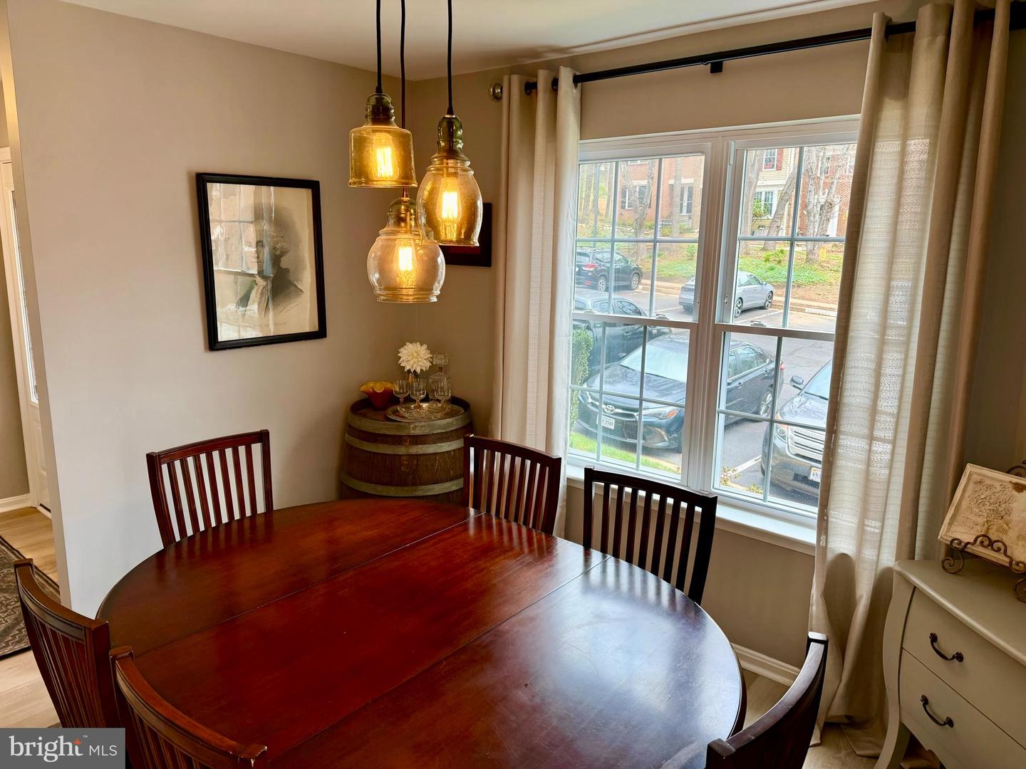3185 LAWSONS HILL PL, ALEXANDRIA, Virginia 22310, 3 Bedrooms Bedrooms, 8 Rooms Rooms,3 BathroomsBathrooms,Residential,For sale,3185 LAWSONS HILL PL,VAFX2231802 MLS # VAFX2231802