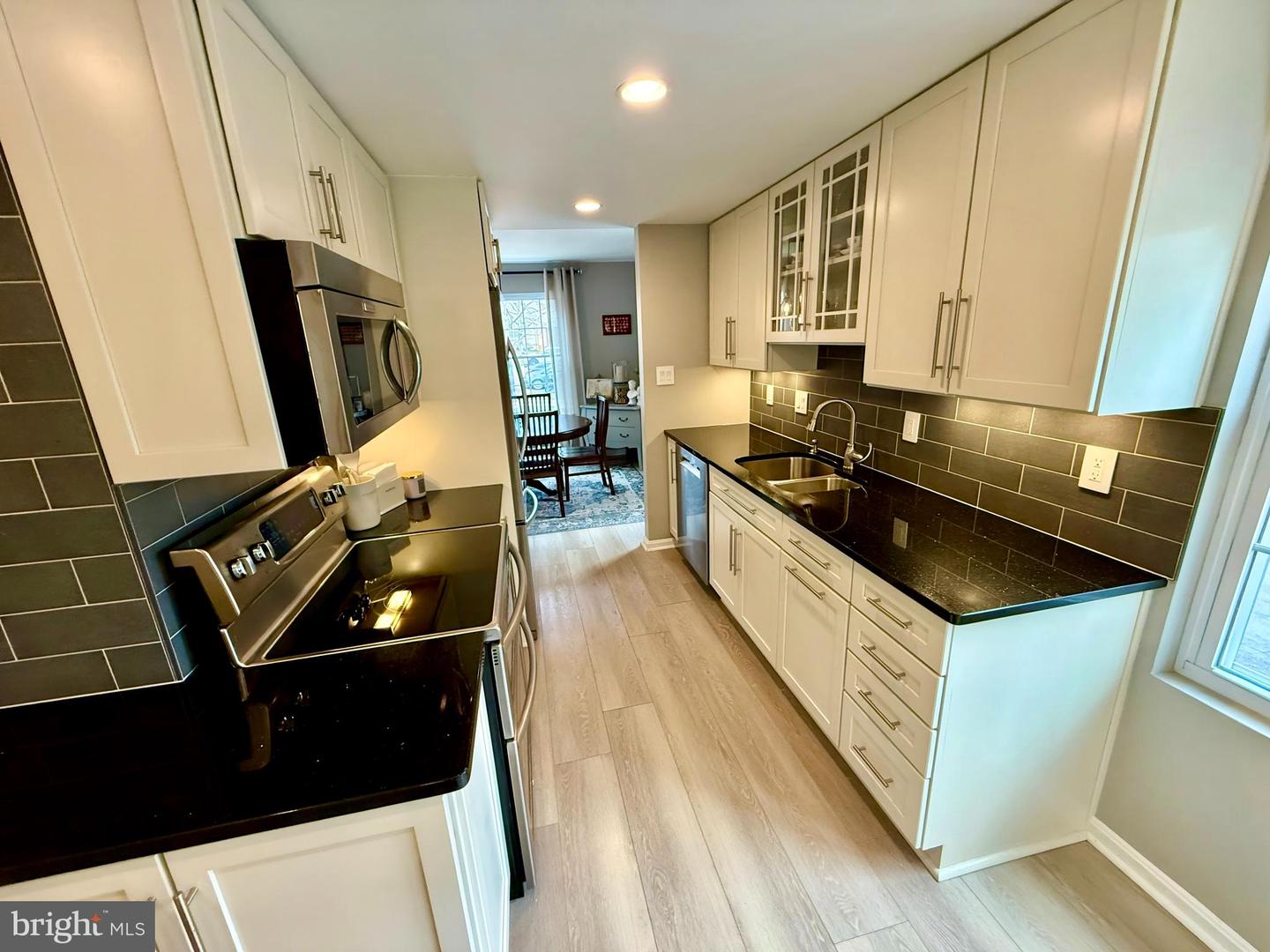 3185 LAWSONS HILL PL, ALEXANDRIA, Virginia 22310, 3 Bedrooms Bedrooms, 8 Rooms Rooms,3 BathroomsBathrooms,Residential,For sale,3185 LAWSONS HILL PL,VAFX2231802 MLS # VAFX2231802
