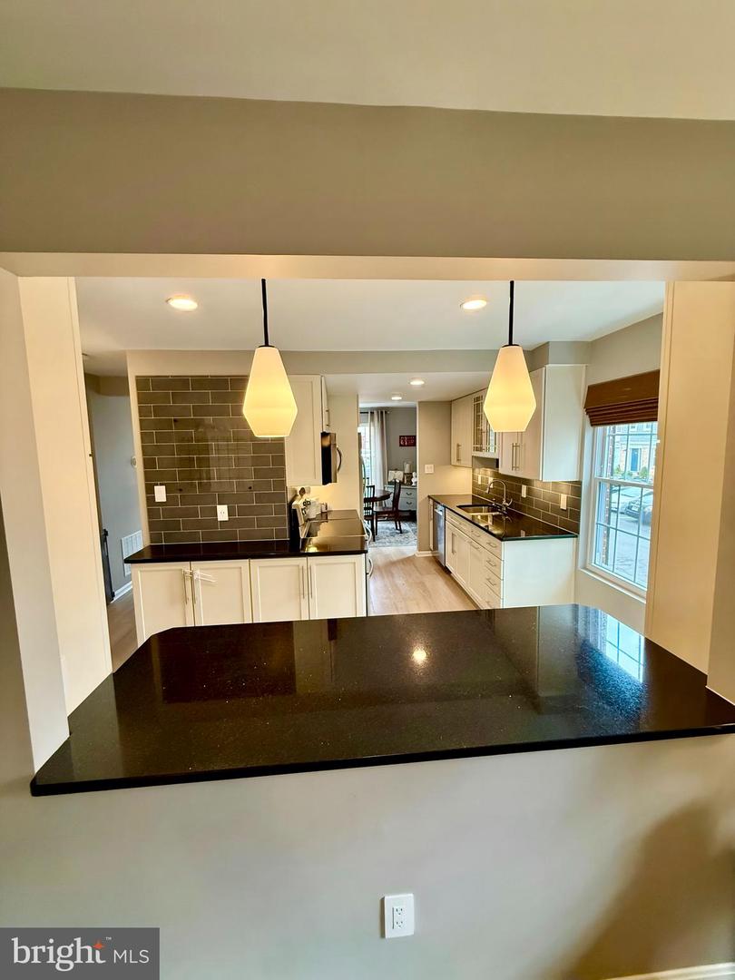 3185 LAWSONS HILL PL, ALEXANDRIA, Virginia 22310, 3 Bedrooms Bedrooms, 8 Rooms Rooms,3 BathroomsBathrooms,Residential,For sale,3185 LAWSONS HILL PL,VAFX2231802 MLS # VAFX2231802