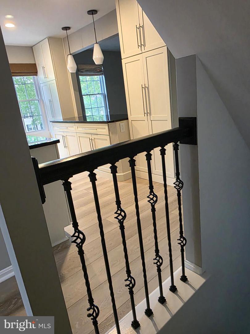 3185 LAWSONS HILL PL, ALEXANDRIA, Virginia 22310, 3 Bedrooms Bedrooms, 8 Rooms Rooms,3 BathroomsBathrooms,Residential,For sale,3185 LAWSONS HILL PL,VAFX2231802 MLS # VAFX2231802