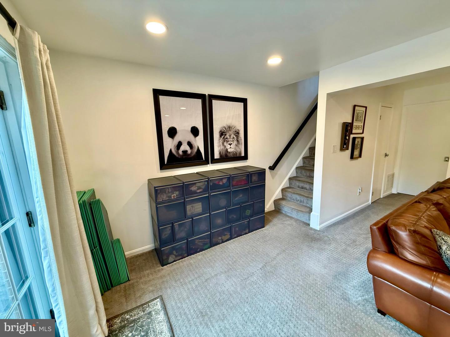 3185 LAWSONS HILL PL, ALEXANDRIA, Virginia 22310, 3 Bedrooms Bedrooms, 8 Rooms Rooms,3 BathroomsBathrooms,Residential,For sale,3185 LAWSONS HILL PL,VAFX2231802 MLS # VAFX2231802
