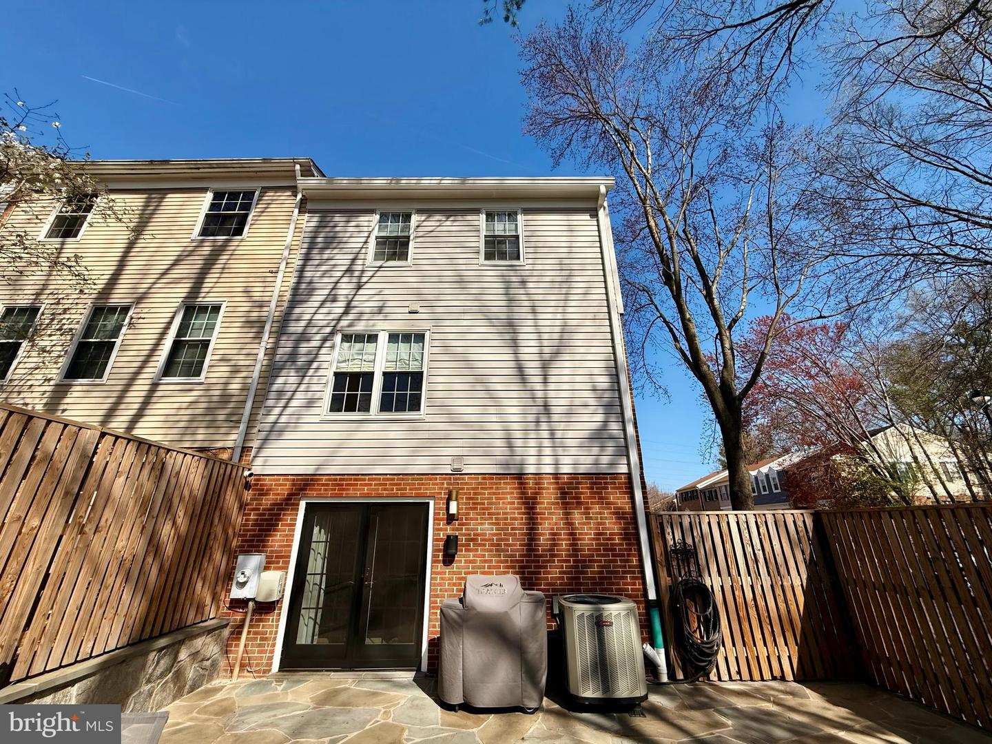 3185 LAWSONS HILL PL, ALEXANDRIA, Virginia 22310, 3 Bedrooms Bedrooms, 8 Rooms Rooms,3 BathroomsBathrooms,Residential,For sale,3185 LAWSONS HILL PL,VAFX2231802 MLS # VAFX2231802