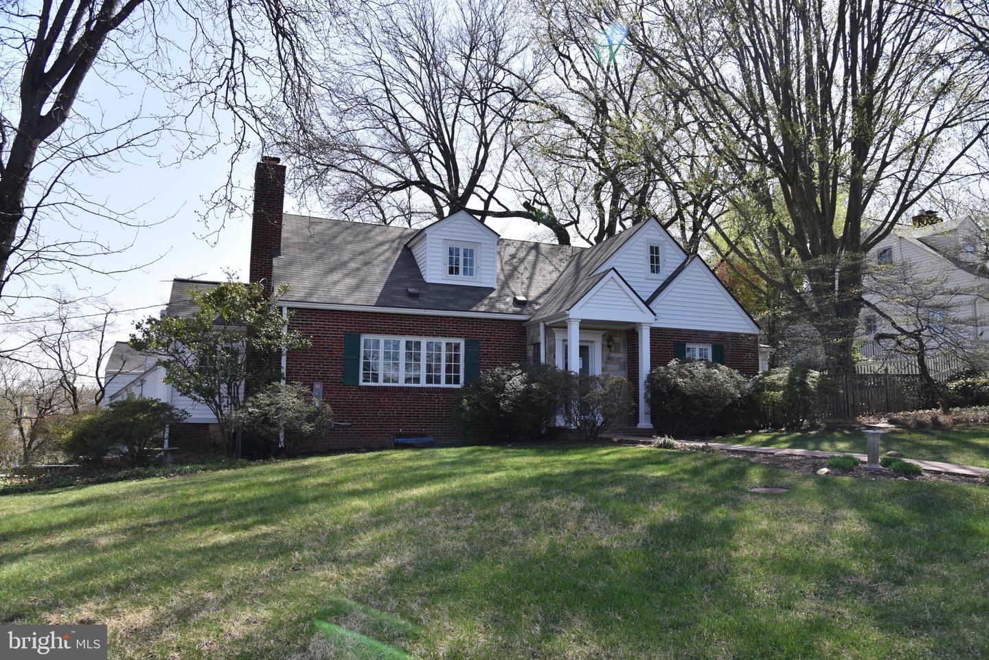 3901 RIDGE RD, ANNANDALE, Virginia 22003, 4 Bedrooms Bedrooms, ,2 BathroomsBathrooms,Residential,For sale,3901 RIDGE RD,VAFX2231948 MLS # VAFX2231948