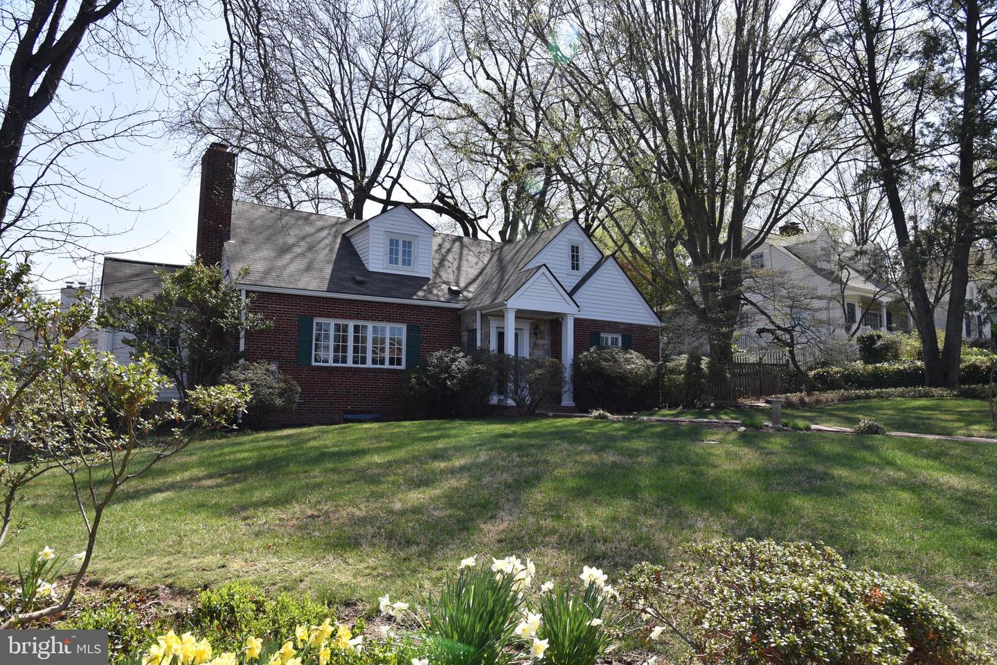3901 RIDGE RD, ANNANDALE, Virginia 22003, 4 Bedrooms Bedrooms, ,2 BathroomsBathrooms,Residential,For sale,3901 RIDGE RD,VAFX2231948 MLS # VAFX2231948