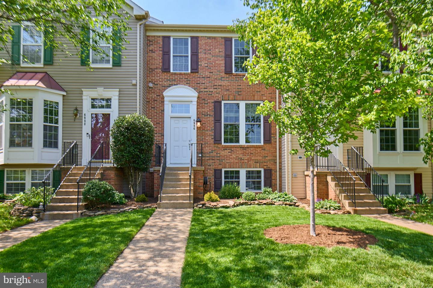 6986 MANAHOAC PL, GAINESVILLE, Virginia 20155, 5 Bedrooms Bedrooms, ,3 BathroomsBathrooms,Residential,For sale,6986 MANAHOAC PL,VAPW2091110 MLS # VAPW2091110