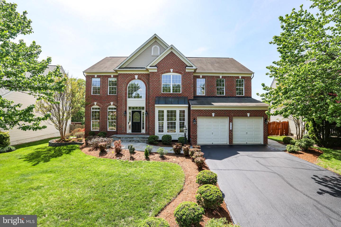 44161 NAVAJO DR, ASHBURN, Virginia 20147, 5 Bedrooms Bedrooms, ,4 BathroomsBathrooms,Residential,For sale,44161 NAVAJO DR,VALO2092932 MLS # VALO2092932