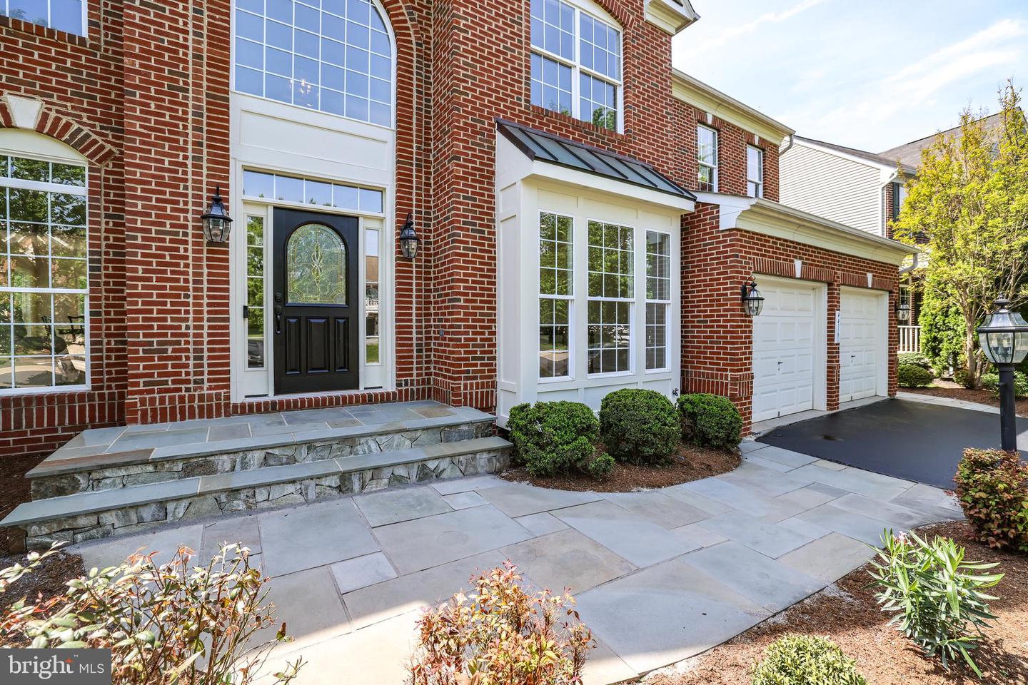 44161 NAVAJO DR, ASHBURN, Virginia 20147, 5 Bedrooms Bedrooms, ,4 BathroomsBathrooms,Residential,For sale,44161 NAVAJO DR,VALO2092932 MLS # VALO2092932