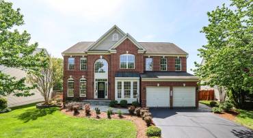 44161 NAVAJO DR, ASHBURN, Virginia 20147, 5 Bedrooms Bedrooms, ,4 BathroomsBathrooms,Residential,For sale,44161 NAVAJO DR,VALO2092932 MLS # VALO2092932