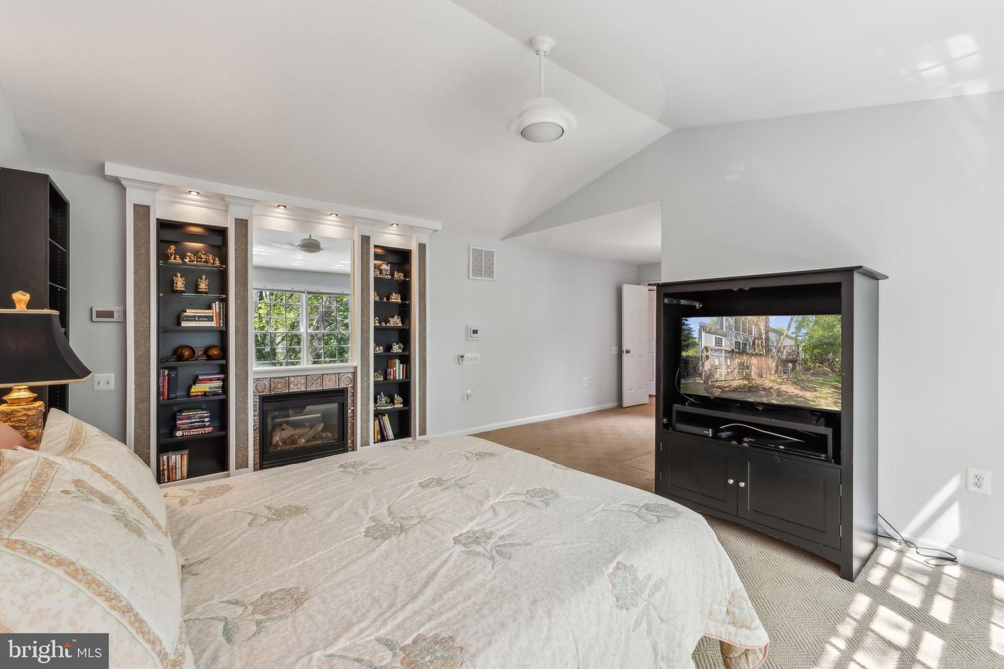 13217 PLEASANT GLEN CT, HERNDON, Virginia 20171, 4 Bedrooms Bedrooms, ,3 BathroomsBathrooms,Residential,For sale,13217 PLEASANT GLEN CT,VAFX2232160 MLS # VAFX2232160