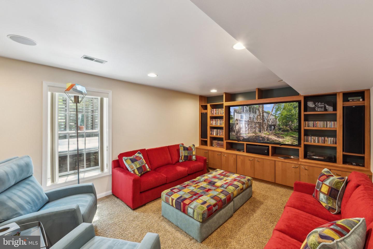 13217 PLEASANT GLEN CT, HERNDON, Virginia 20171, 4 Bedrooms Bedrooms, ,3 BathroomsBathrooms,Residential,For sale,13217 PLEASANT GLEN CT,VAFX2232160 MLS # VAFX2232160