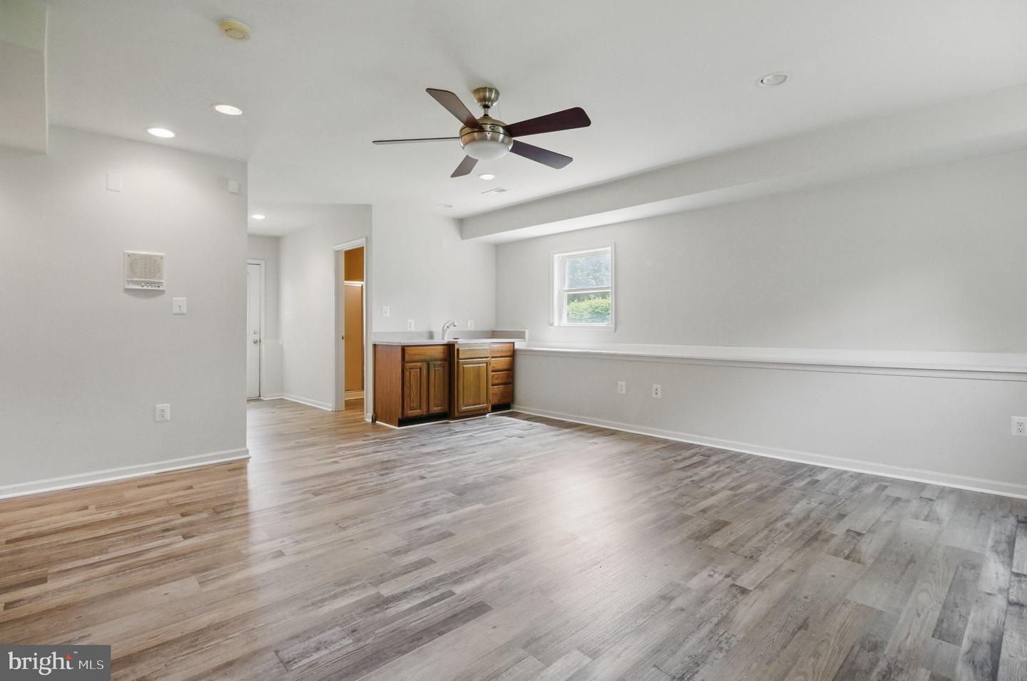9807 HUTCHISON LN, MANASSAS, Virginia 20110, 3 Bedrooms Bedrooms, ,3 BathroomsBathrooms,Residential,For sale,9807 HUTCHISON LN,VAMN2008088 MLS # VAMN2008088