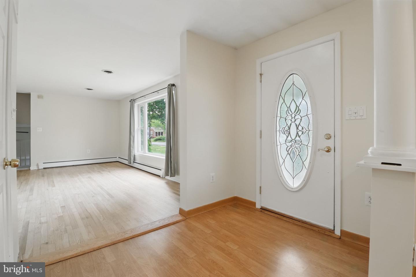 9807 HUTCHISON LN, MANASSAS, Virginia 20110, 3 Bedrooms Bedrooms, ,3 BathroomsBathrooms,Residential,For sale,9807 HUTCHISON LN,VAMN2008088 MLS # VAMN2008088