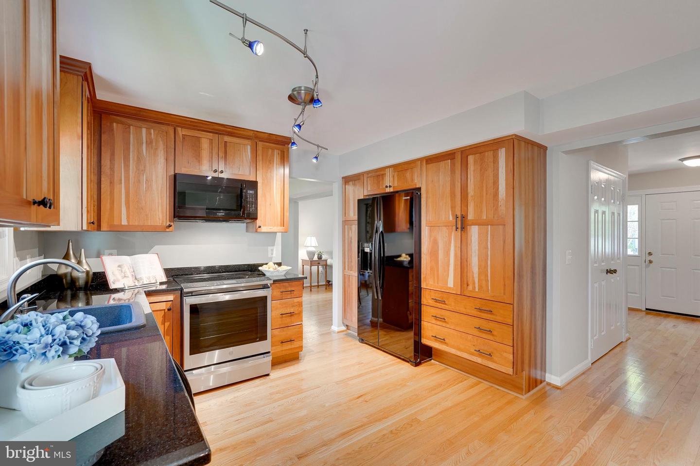 3263 KINROSS CIR, HERNDON, Virginia 20171, 4 Bedrooms Bedrooms, ,2 BathroomsBathrooms,Residential,For sale,3263 KINROSS CIR,VAFX2232490 MLS # VAFX2232490