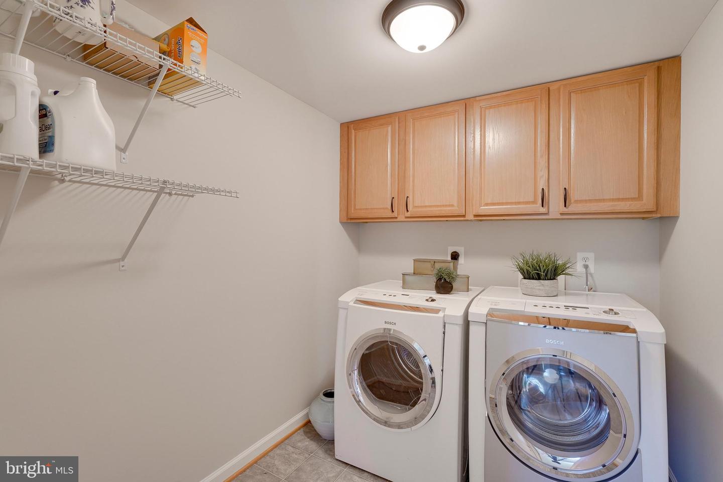 3263 KINROSS CIR, HERNDON, Virginia 20171, 4 Bedrooms Bedrooms, ,2 BathroomsBathrooms,Residential,For sale,3263 KINROSS CIR,VAFX2232490 MLS # VAFX2232490