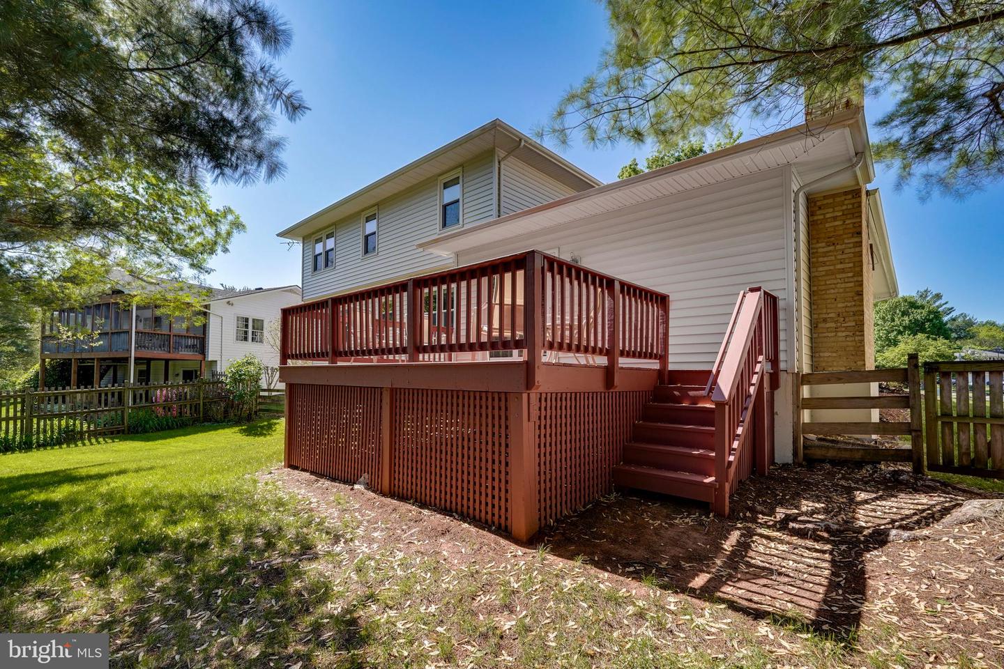 3263 KINROSS CIR, HERNDON, Virginia 20171, 4 Bedrooms Bedrooms, ,2 BathroomsBathrooms,Residential,For sale,3263 KINROSS CIR,VAFX2232490 MLS # VAFX2232490