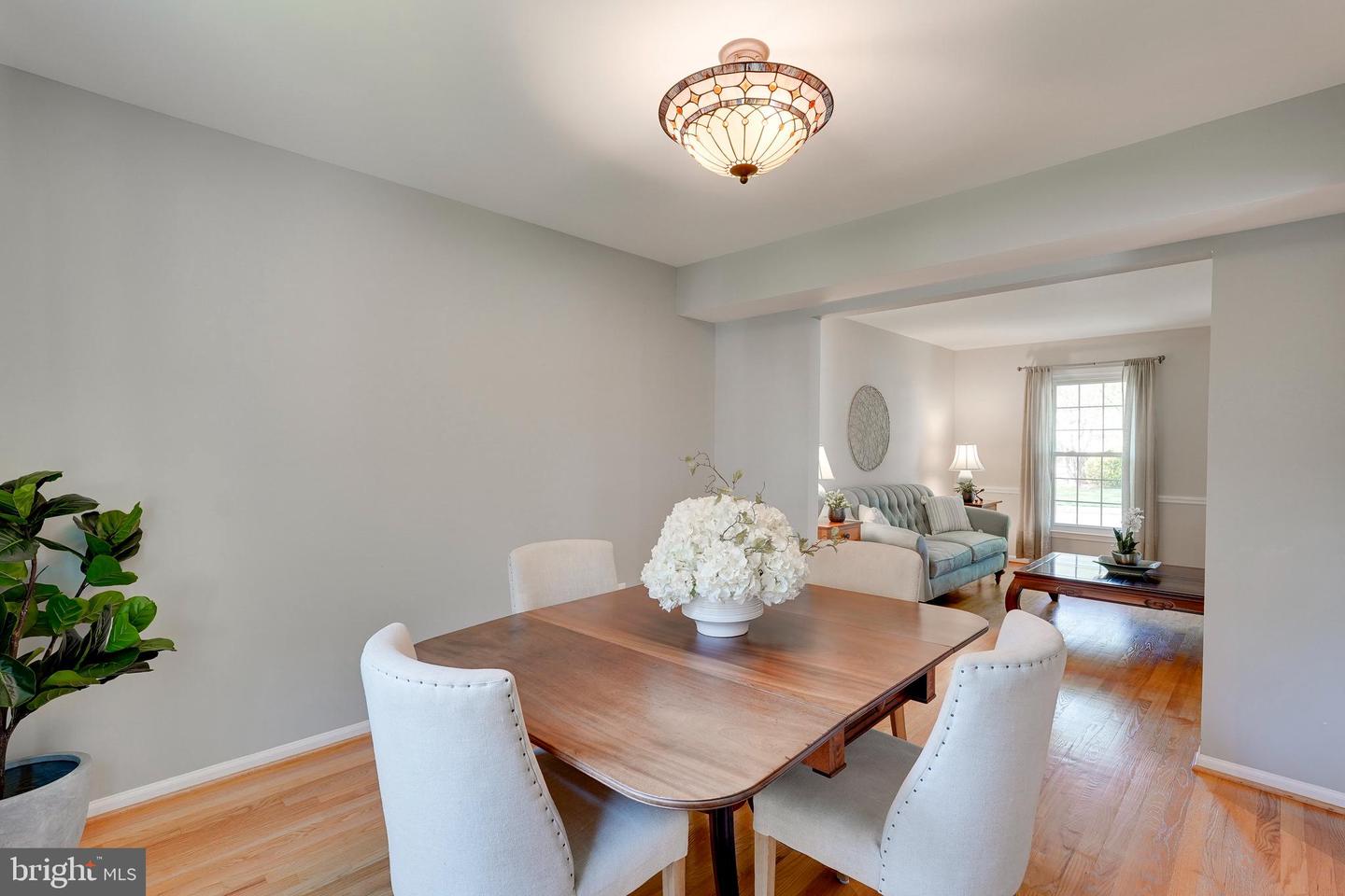 3263 KINROSS CIR, HERNDON, Virginia 20171, 4 Bedrooms Bedrooms, ,2 BathroomsBathrooms,Residential,For sale,3263 KINROSS CIR,VAFX2232490 MLS # VAFX2232490