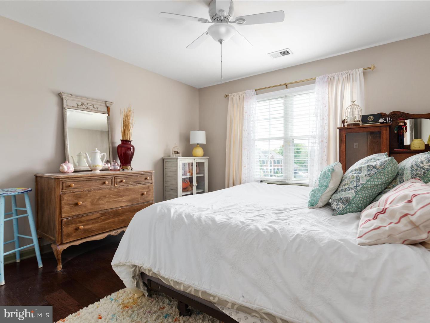 43876 GLENHAZEL DR, ASHBURN, Virginia 20147, 5 Bedrooms Bedrooms, ,4 BathroomsBathrooms,Residential,For sale,43876 GLENHAZEL DR,VALO2093140 MLS # VALO2093140