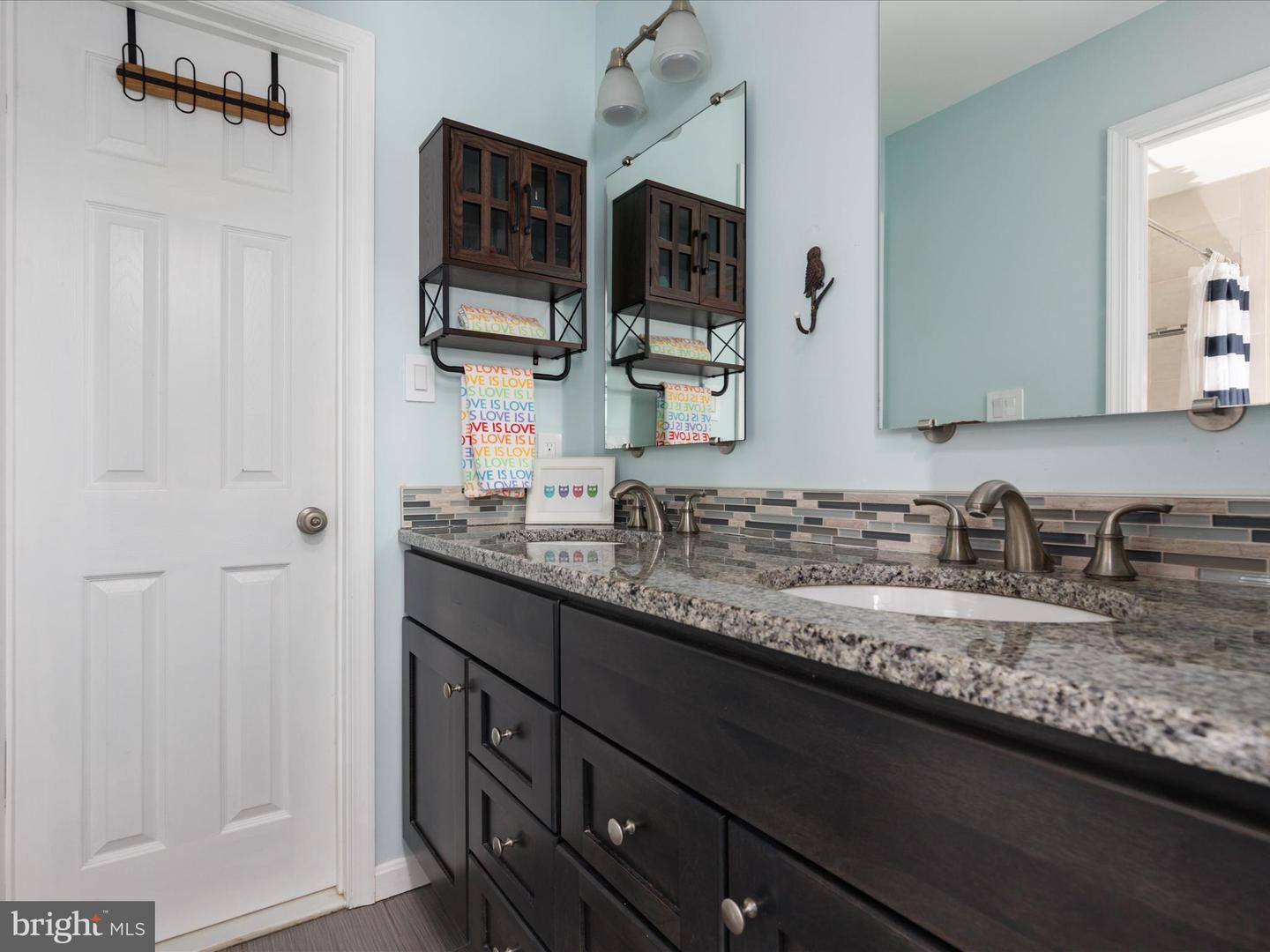 43876 GLENHAZEL DR, ASHBURN, Virginia 20147, 5 Bedrooms Bedrooms, ,4 BathroomsBathrooms,Residential,For sale,43876 GLENHAZEL DR,VALO2093140 MLS # VALO2093140