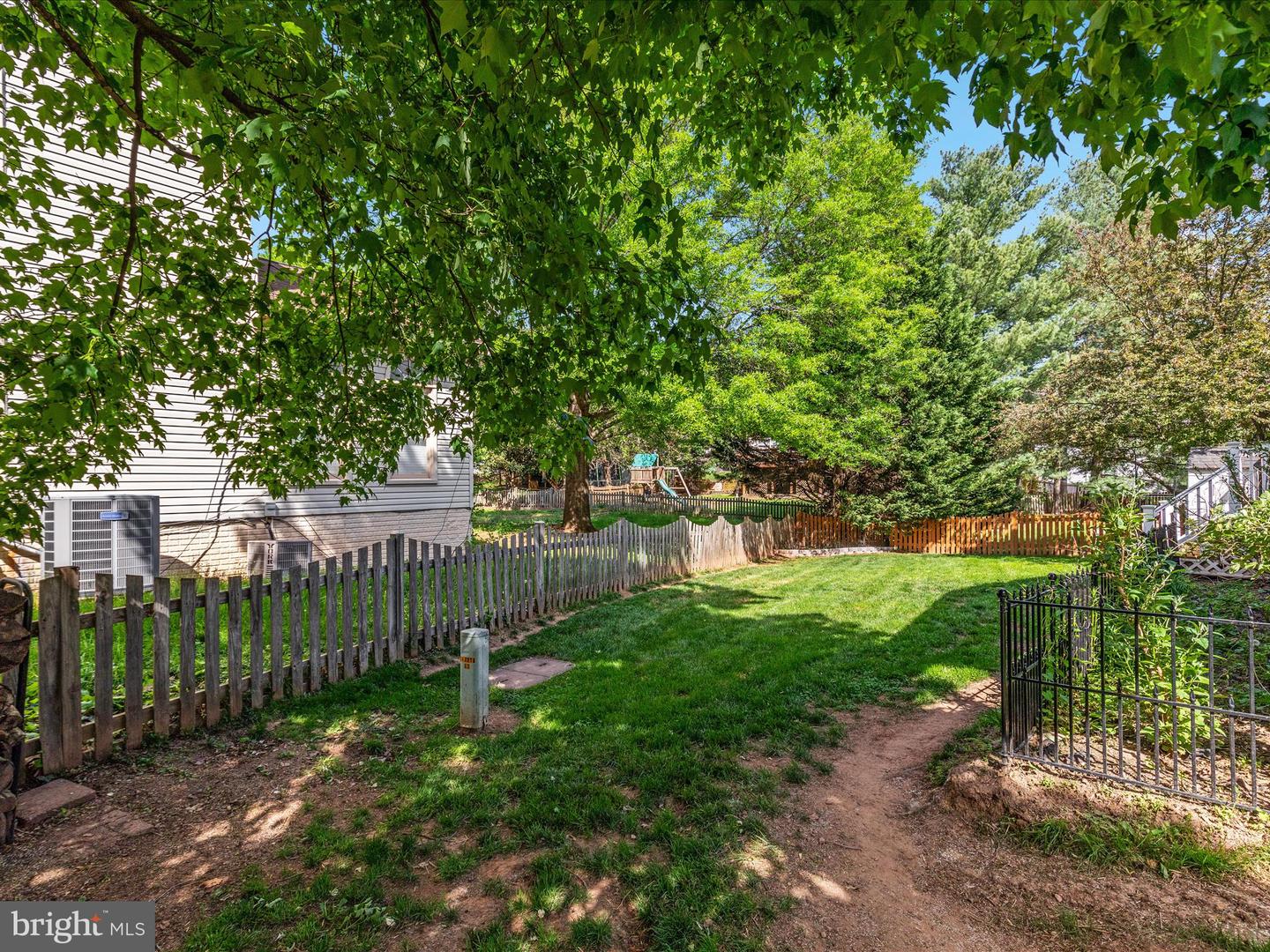43876 GLENHAZEL DR, ASHBURN, Virginia 20147, 5 Bedrooms Bedrooms, ,4 BathroomsBathrooms,Residential,For sale,43876 GLENHAZEL DR,VALO2093140 MLS # VALO2093140