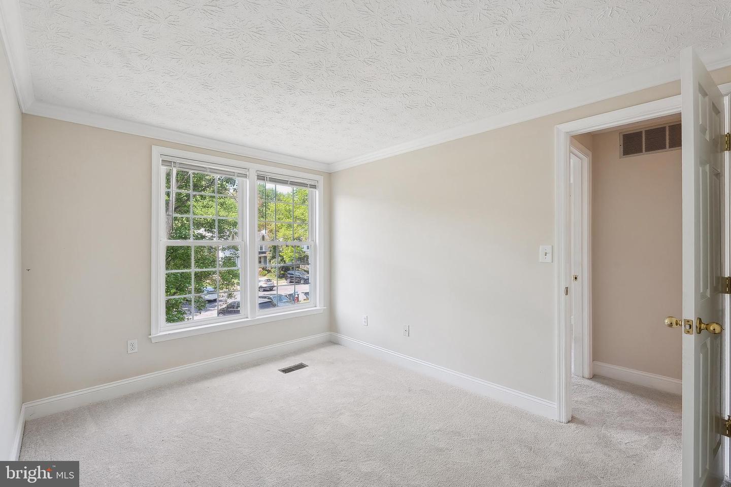 7728 CAMP ALGER AVE, FALLS CHURCH, Virginia 22042, 3 Bedrooms Bedrooms, ,2 BathroomsBathrooms,Residential,For sale,7728 CAMP ALGER AVE,VAFX2232586 MLS # VAFX2232586