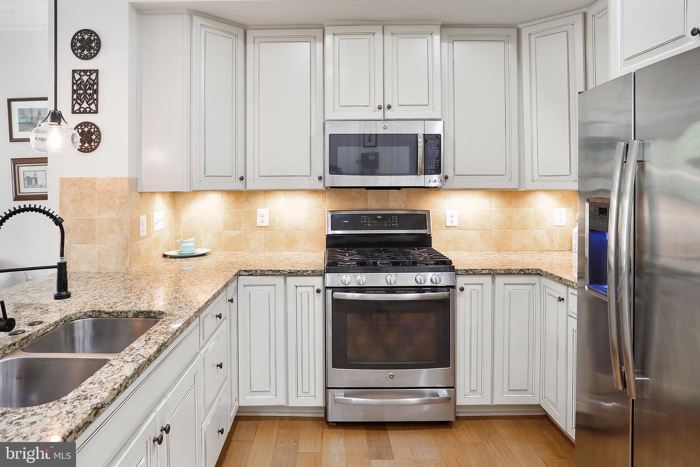 25936 RACING SUN DR, ALDIE, Virginia 20105, 3 Bedrooms Bedrooms, ,2 BathroomsBathrooms,Residential,For sale,25936 RACING SUN DR,VALO2093156 MLS # VALO2093156