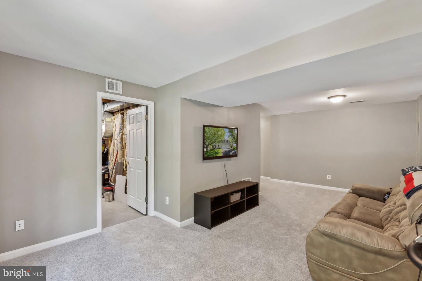 3873 WERTZ DR, WOODBRIDGE, Virginia 22193, 4 Bedrooms Bedrooms, ,3 BathroomsBathrooms,Residential,For sale,3873 WERTZ DR,VAPW2091392 MLS # VAPW2091392