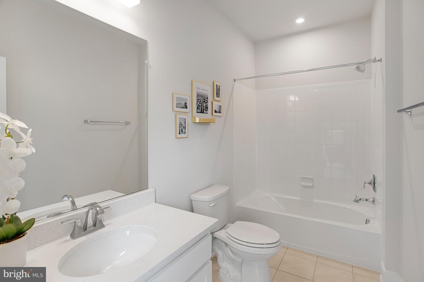 2097 BLUE MOCKINGBIRD LN, DUMFRIES, Virginia 22026, 5 Bedrooms Bedrooms, ,4 BathroomsBathrooms,Residential,For sale,2097 BLUE MOCKINGBIRD LN,VAPW2091438 MLS # VAPW2091438